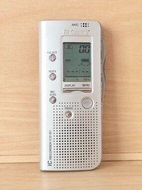 Sony ICD-B7 Digital Voice Recorder Handheld with Built-in Mic and Speaker